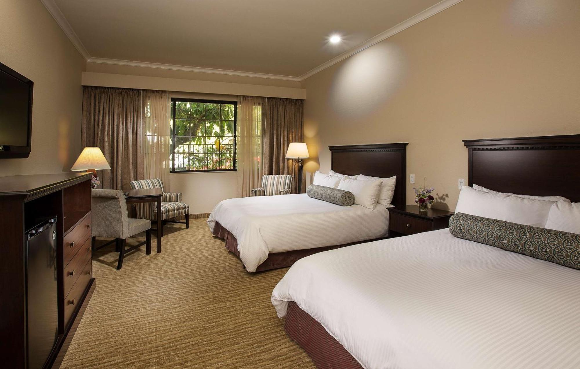 Coast Burbank Hotel Buitenkant foto